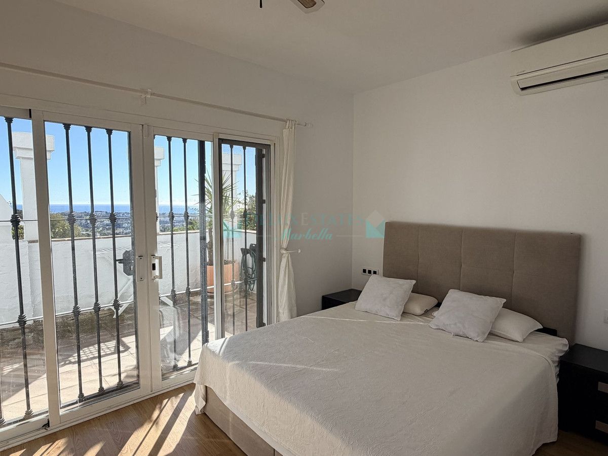 Ground Floor Apartment for sale in La Quinta, Benahavis