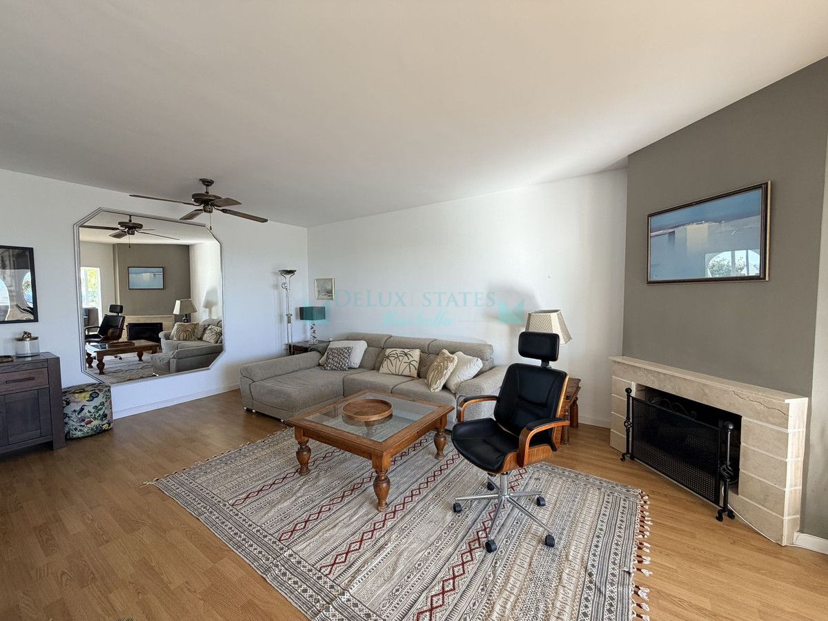 Ground Floor Apartment for sale in La Quinta, Benahavis