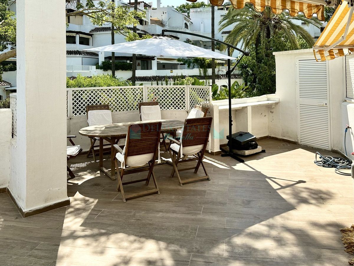 Ground Floor Apartment for rent in Las Chapas, Marbella East