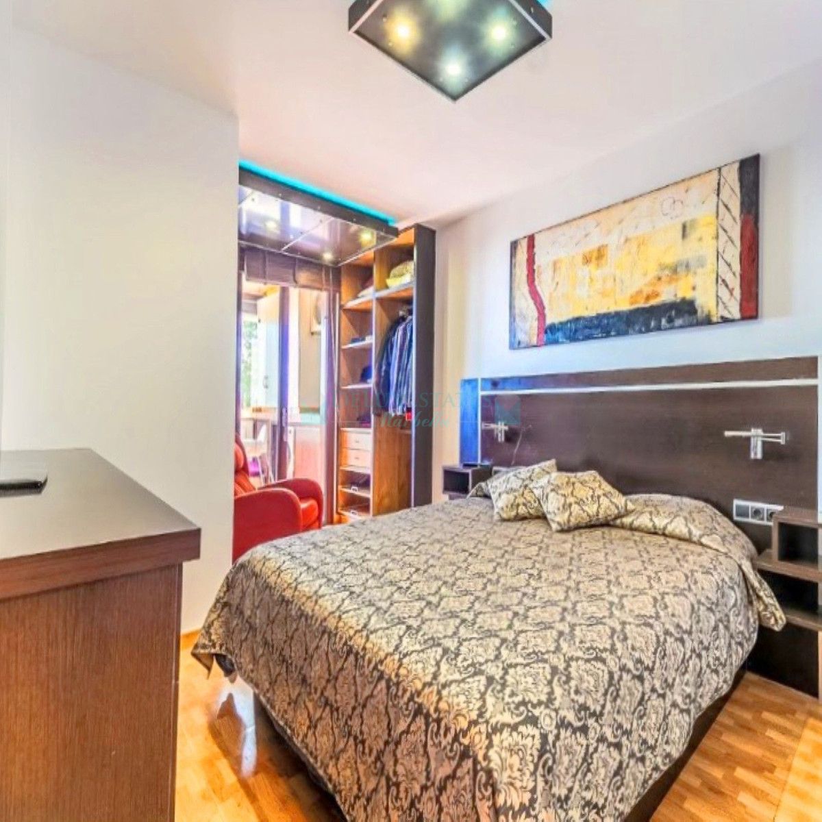 Apartamento en venta en Estepona