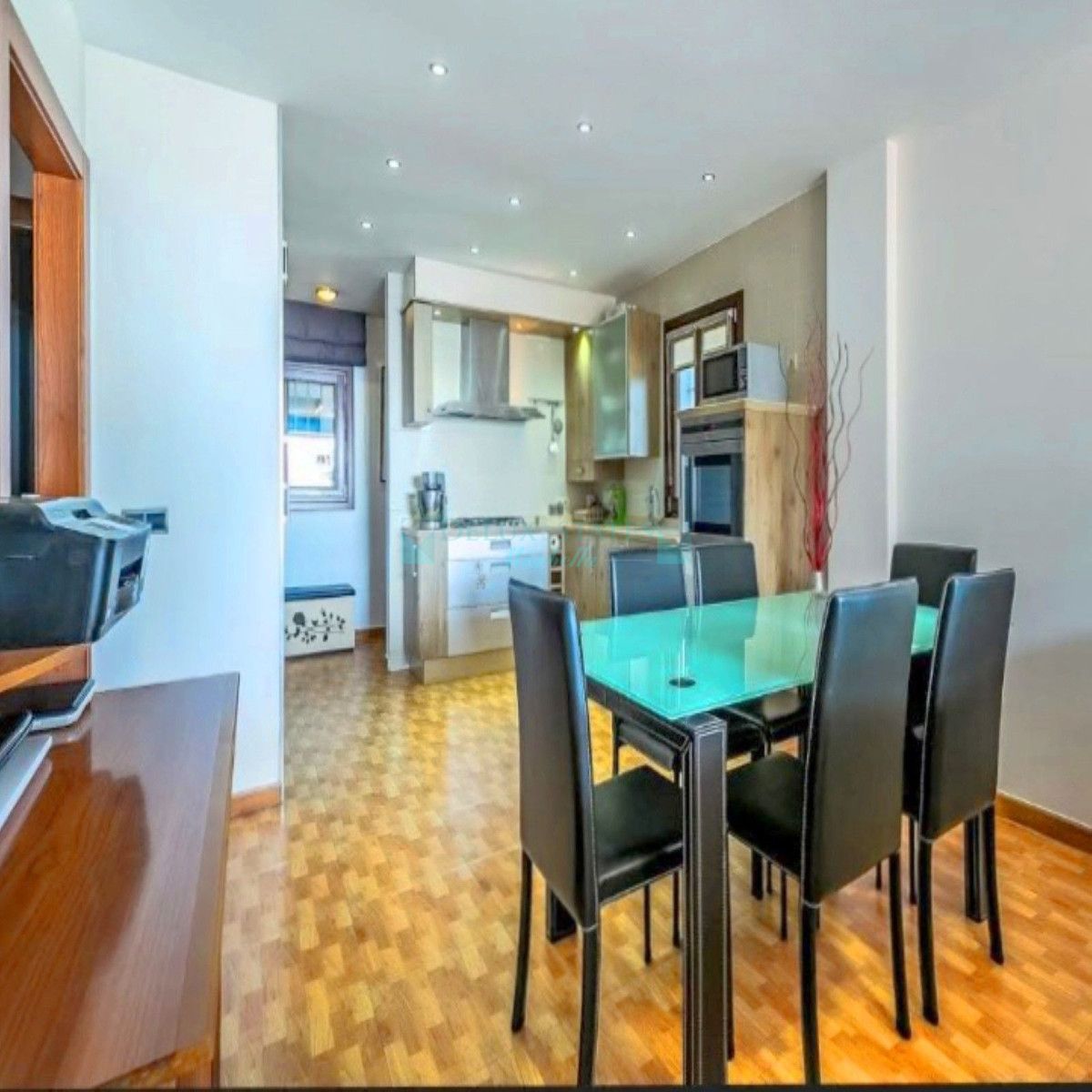 Apartamento en venta en Estepona