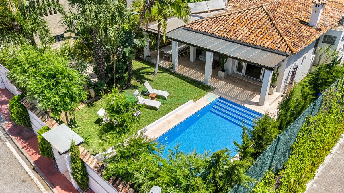 Villa en alquiler en Guadalmina Alta, San Pedro de Alcantara