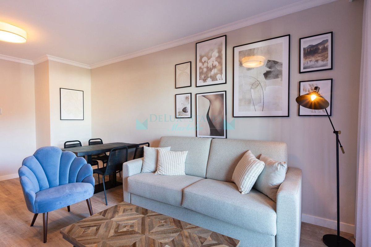 Apartment for sale in Benahavis