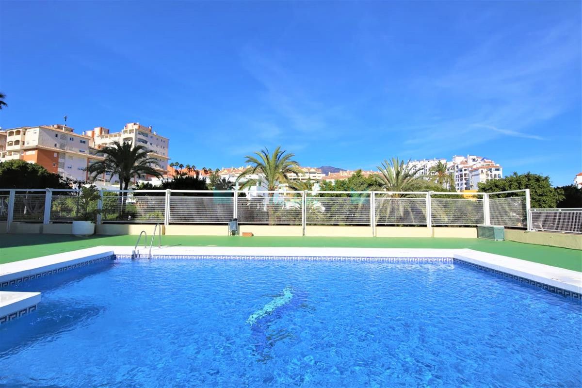 Apartamento en alquiler en Estepona