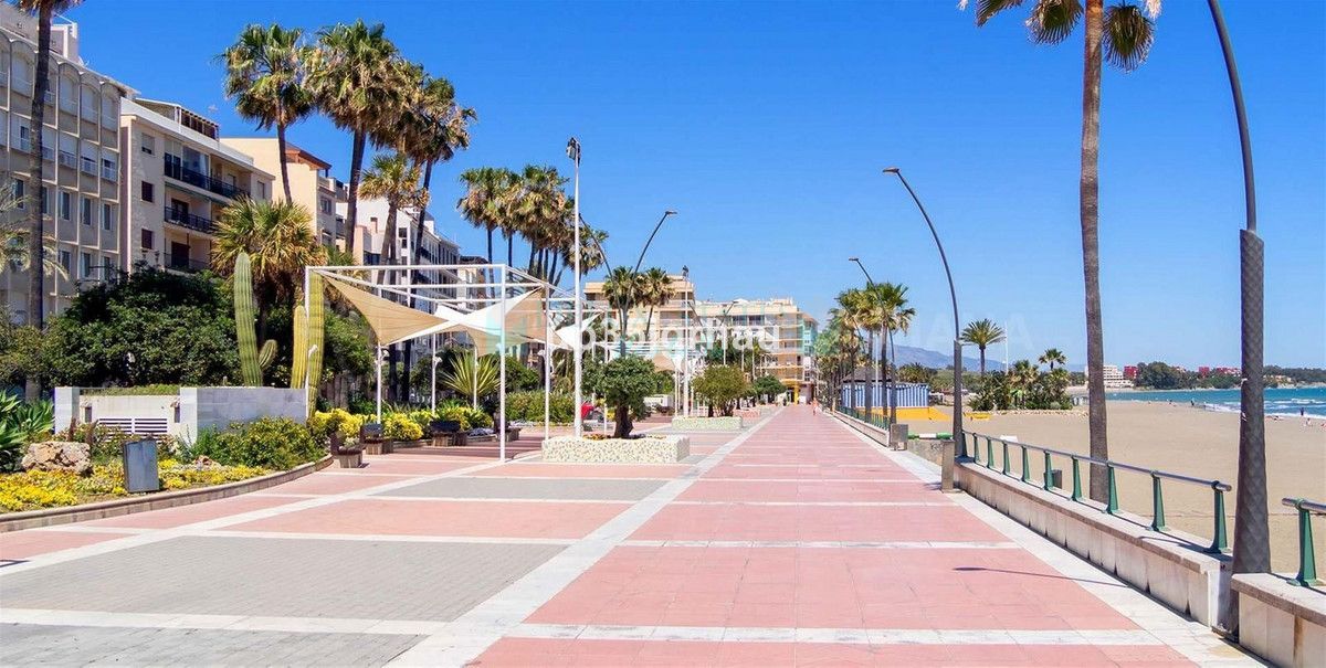 Penthouse for sale in Estepona