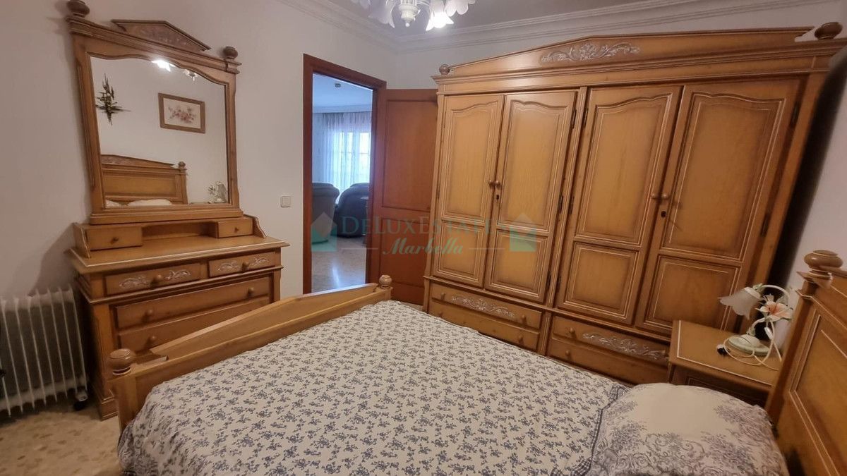 Penthouse for sale in Estepona