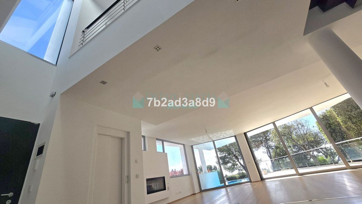 Semi Detached Villa for sale in Marbella Golden Mile