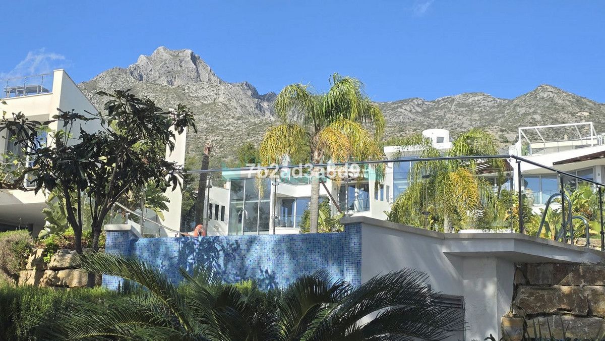 Semi Detached Villa for sale in Marbella Golden Mile