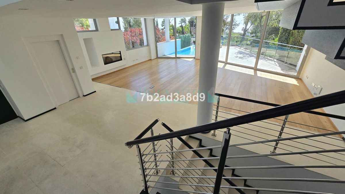 Semi Detached Villa for sale in Marbella Golden Mile