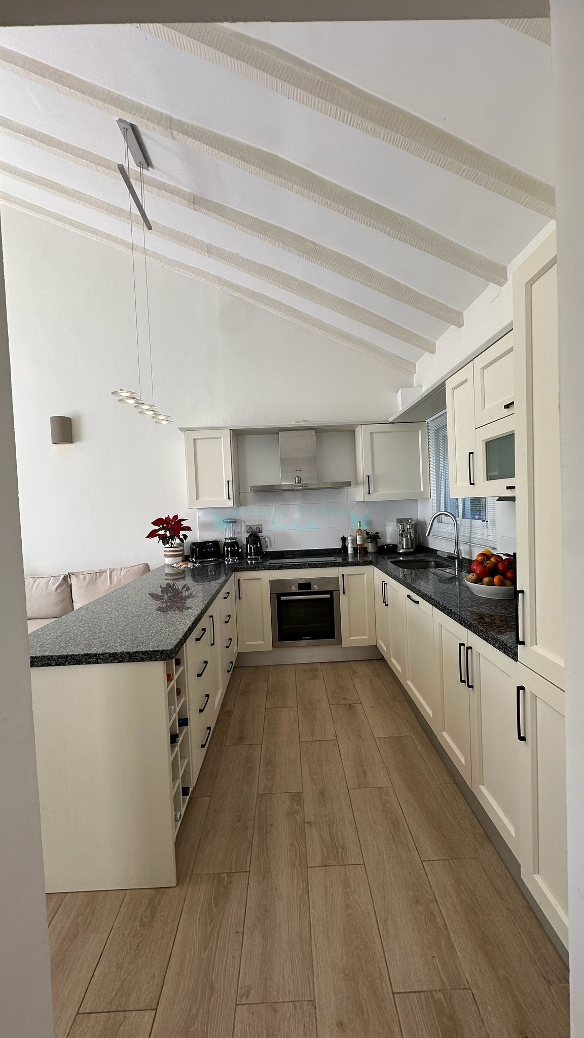 Apartment for rent in Nueva Andalucia