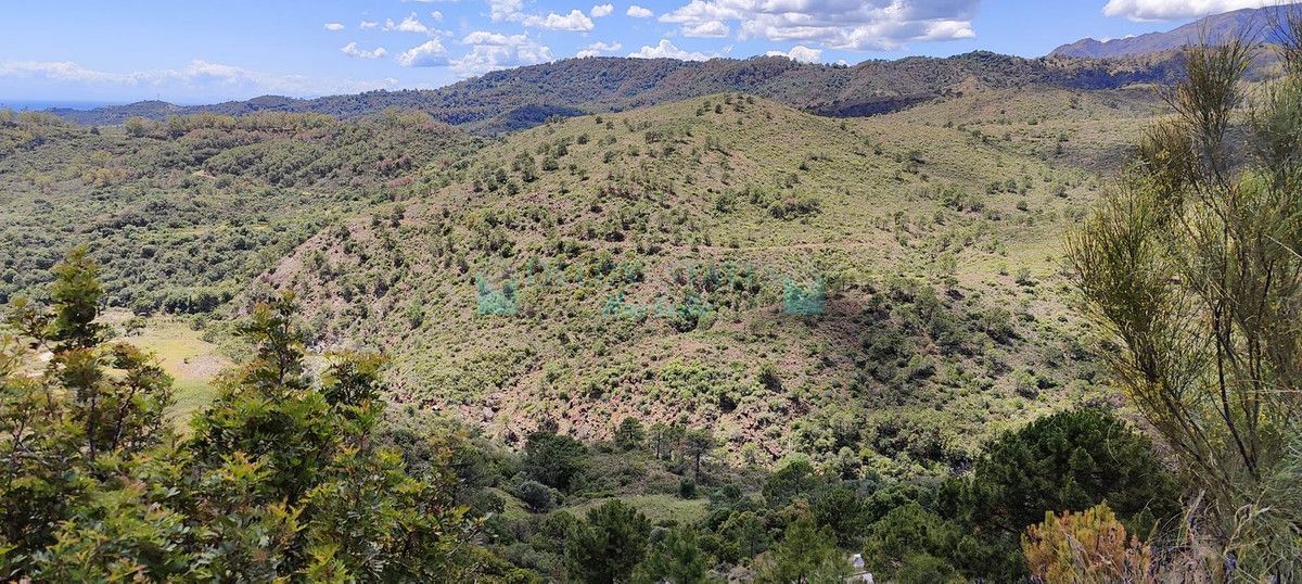 Residential Plot for sale in Benahavis