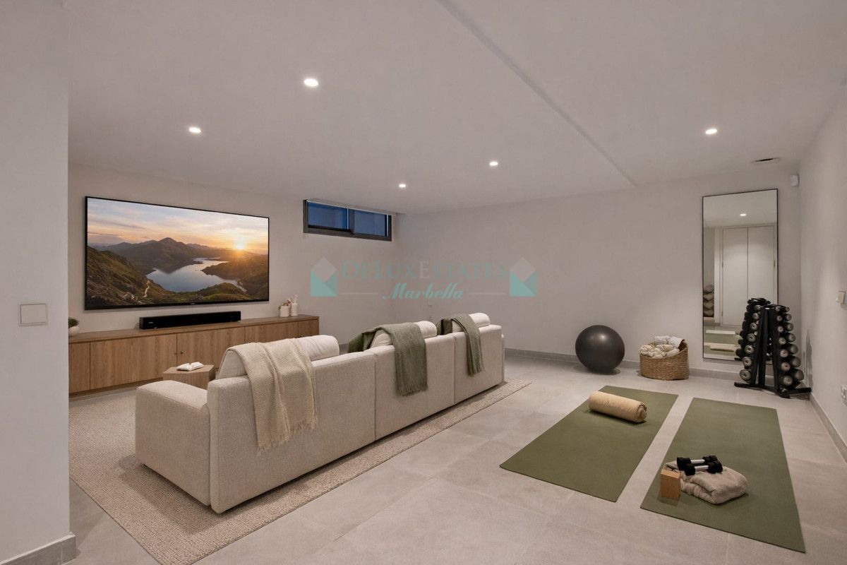 Semi Detached Villa for sale in San Pedro de Alcantara