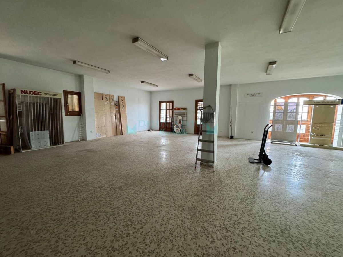 Business for sale in Estepona