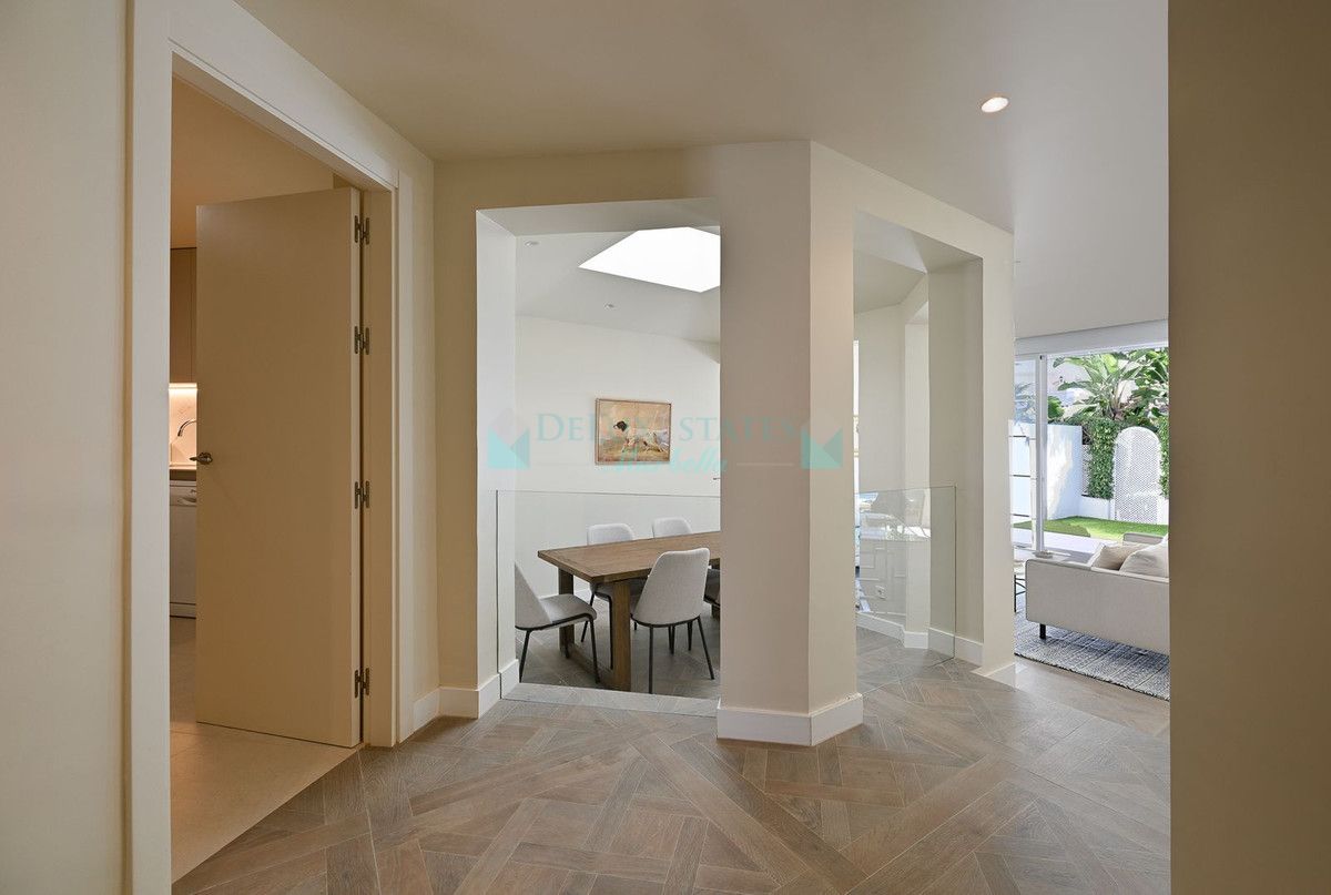 Ground Floor Apartment for sale in Elviria, Marbella East