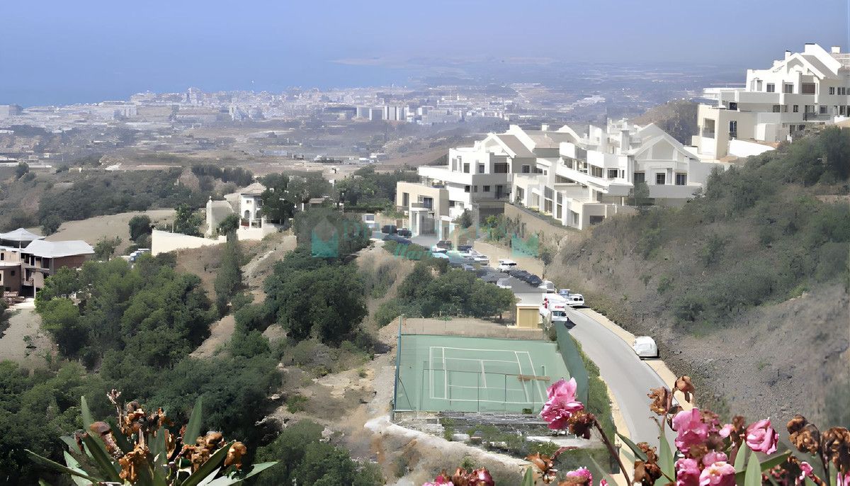 Apartment for sale in Los Altos de los Monteros, Marbella East