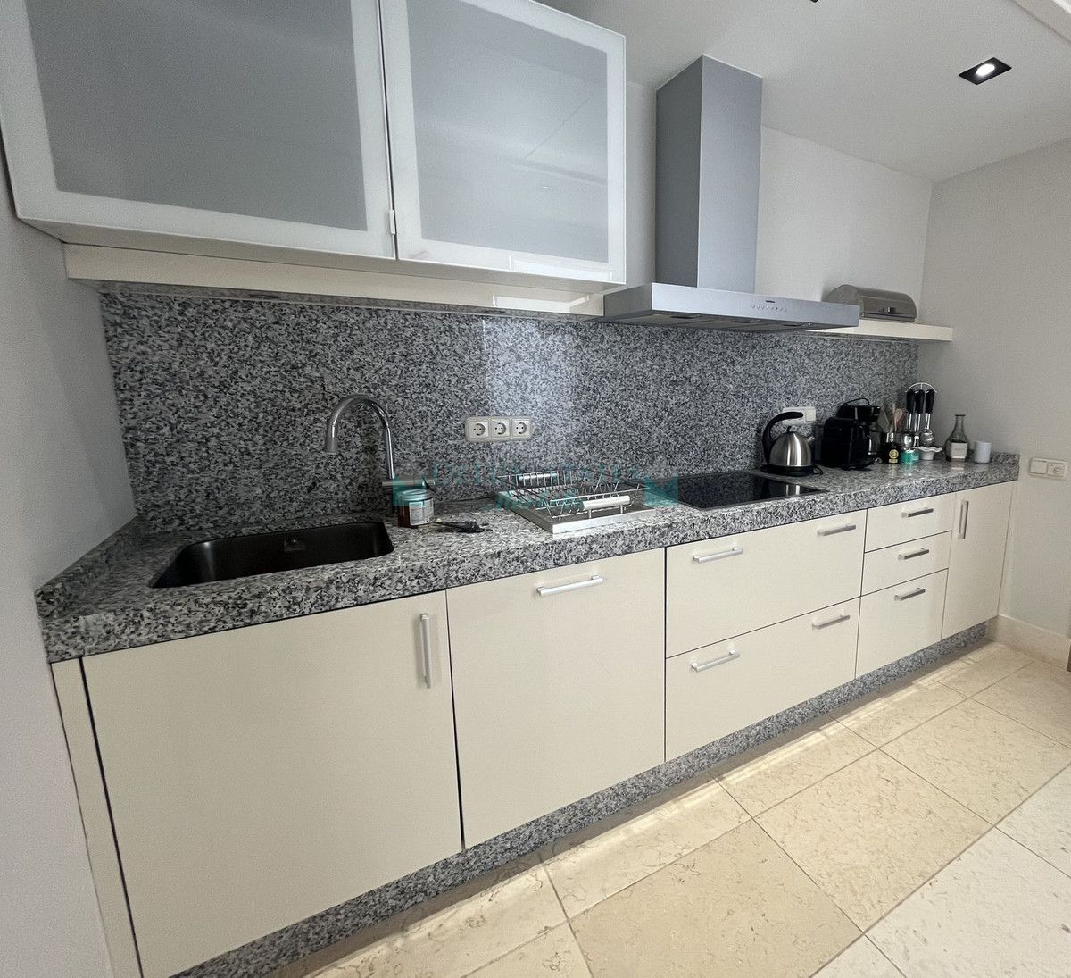 Apartment for sale in Los Altos de los Monteros, Marbella East