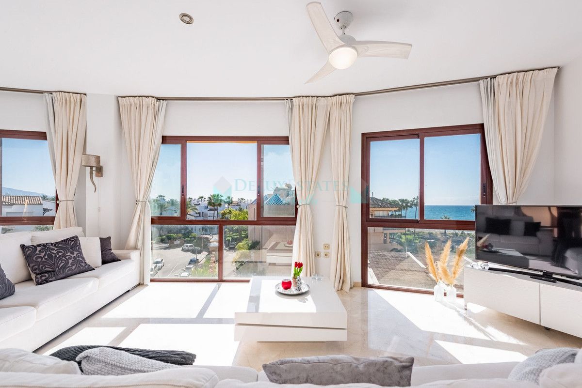 Ático en venta en Costalita, Estepona