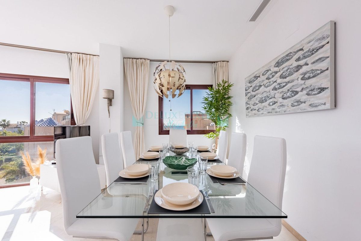 Ático en venta en Costalita, Estepona