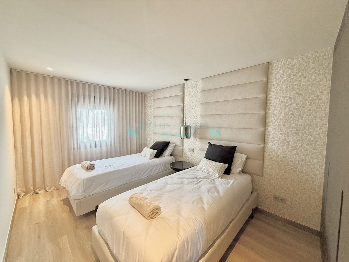 Apartment for sale in Marbella - Puerto Banus