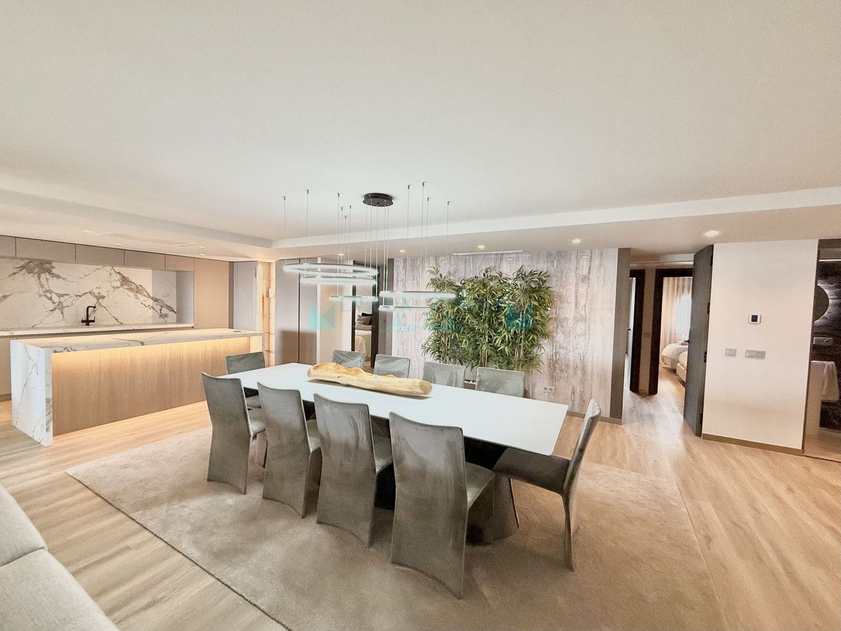 Apartment for sale in Marbella - Puerto Banus