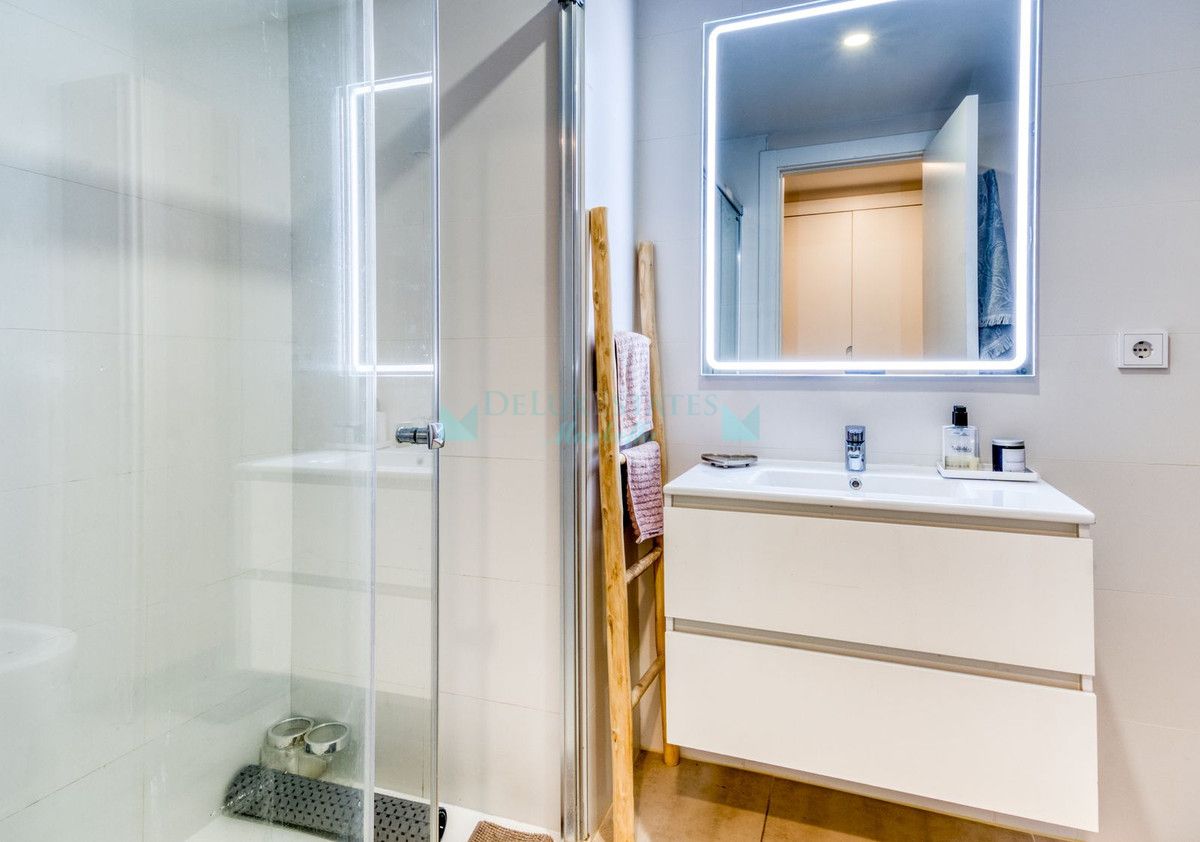 Apartamento en venta en Estepona