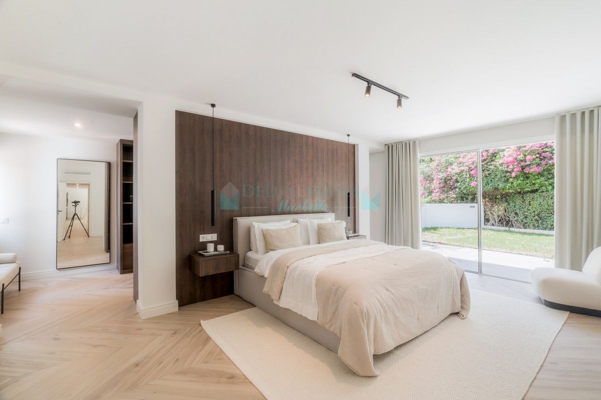 Ground Floor Apartment for sale in Marbella Golden Mile