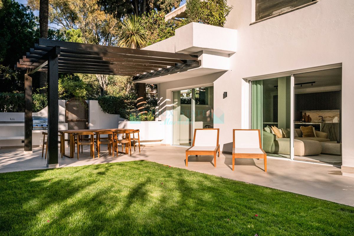 Ground Floor Apartment for sale in Marbella Golden Mile