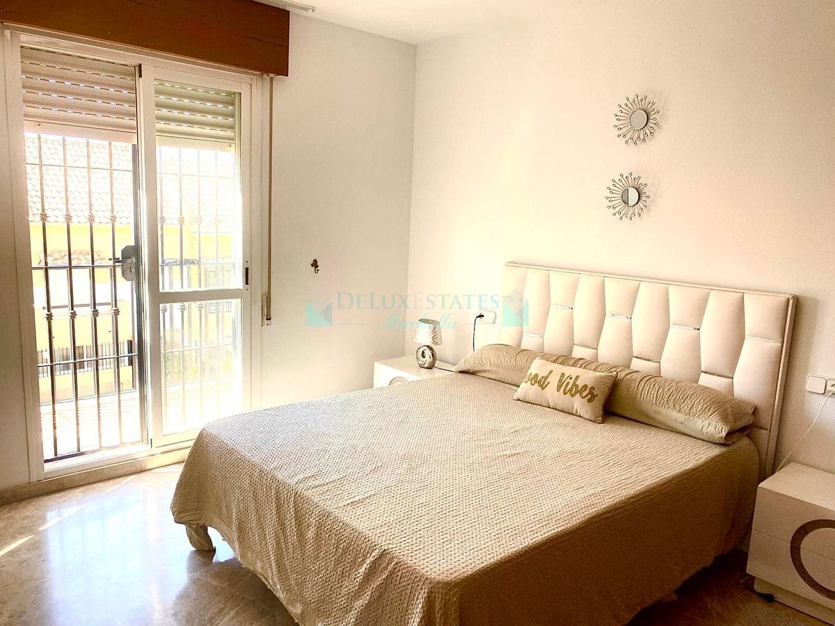 Semi Detached Villa for sale in Marbella