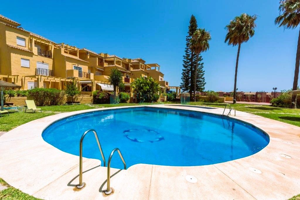 Town House for sale in Estepona