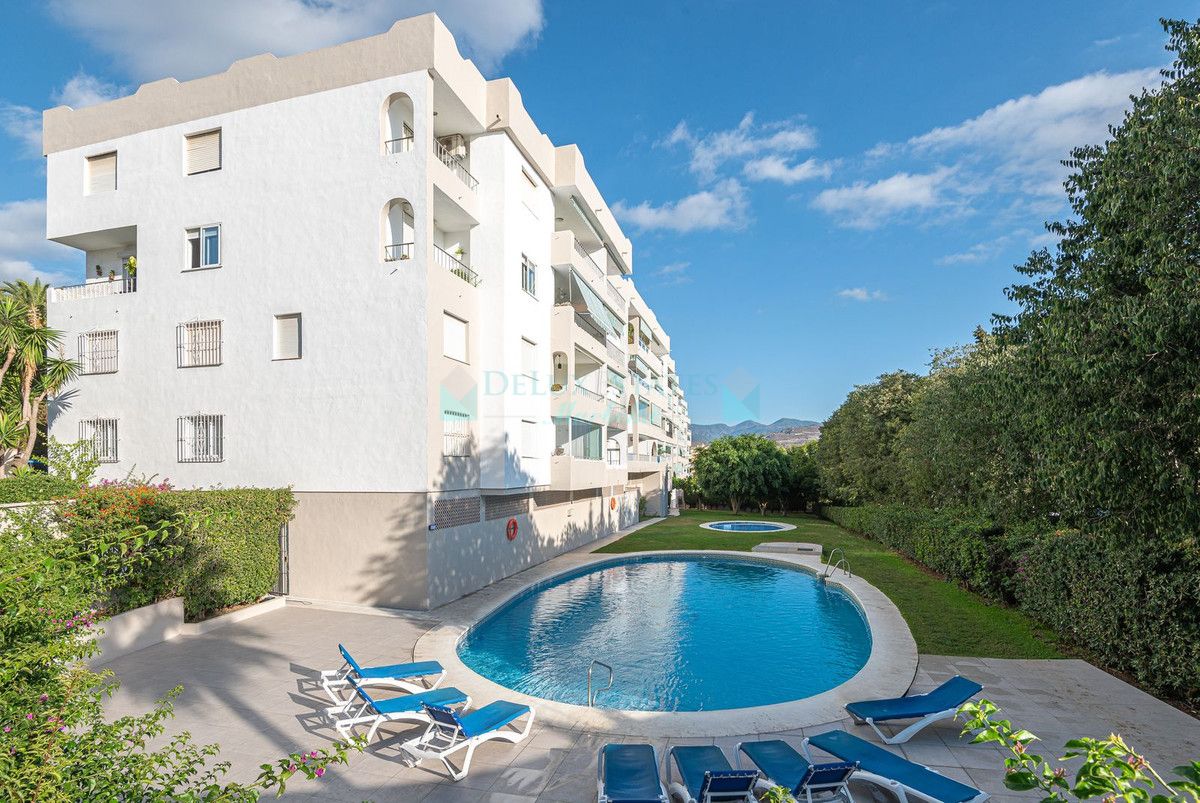 Ground Floor Apartment for sale in Nueva Andalucia