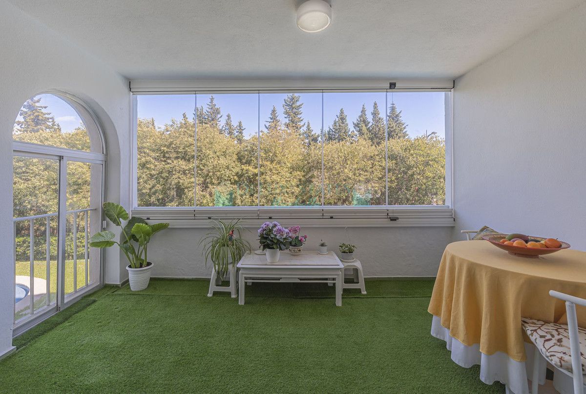 Ground Floor Apartment for sale in Nueva Andalucia