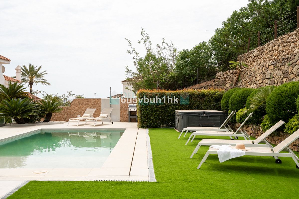 Town House for sale in Marbella