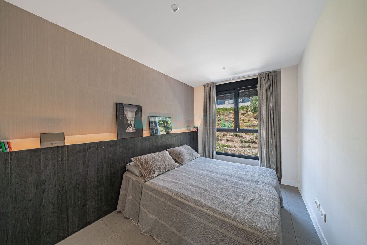 Apartment for sale in Estepona