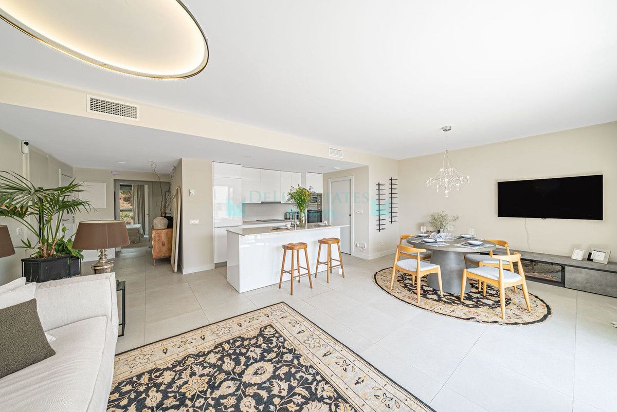 Apartment for sale in Estepona