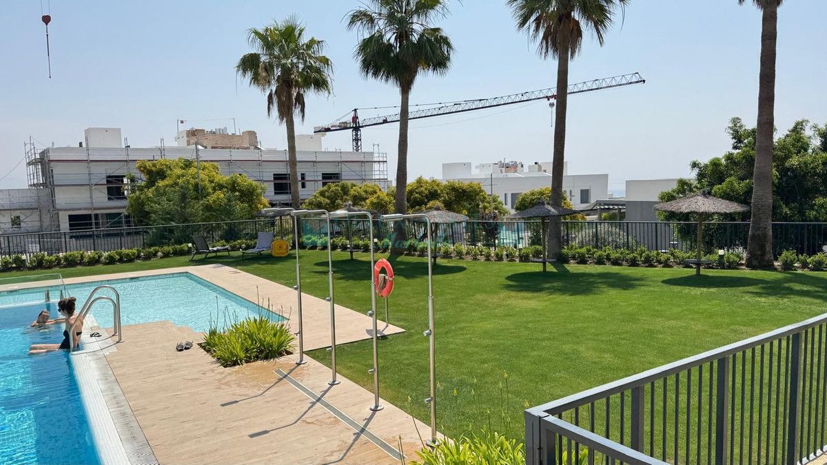 Apartment for sale in Estepona