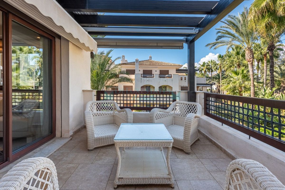 Apartment for sale in Nueva Andalucia