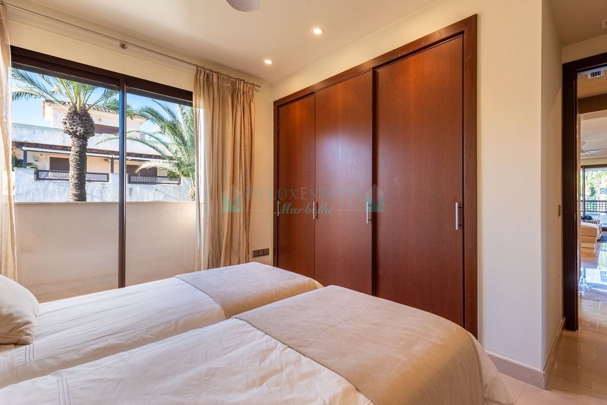 Apartment for sale in Nueva Andalucia
