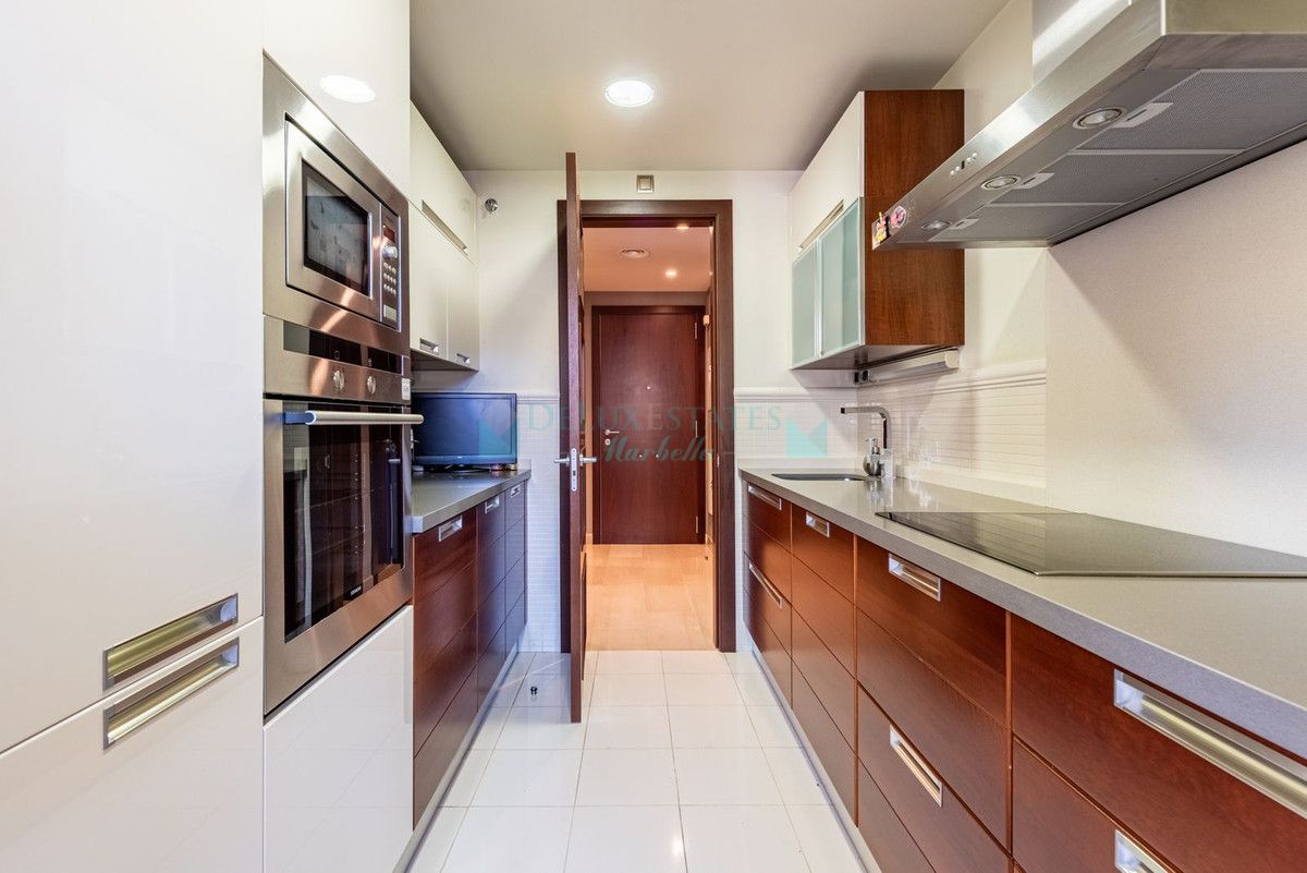 Apartment for sale in Nueva Andalucia