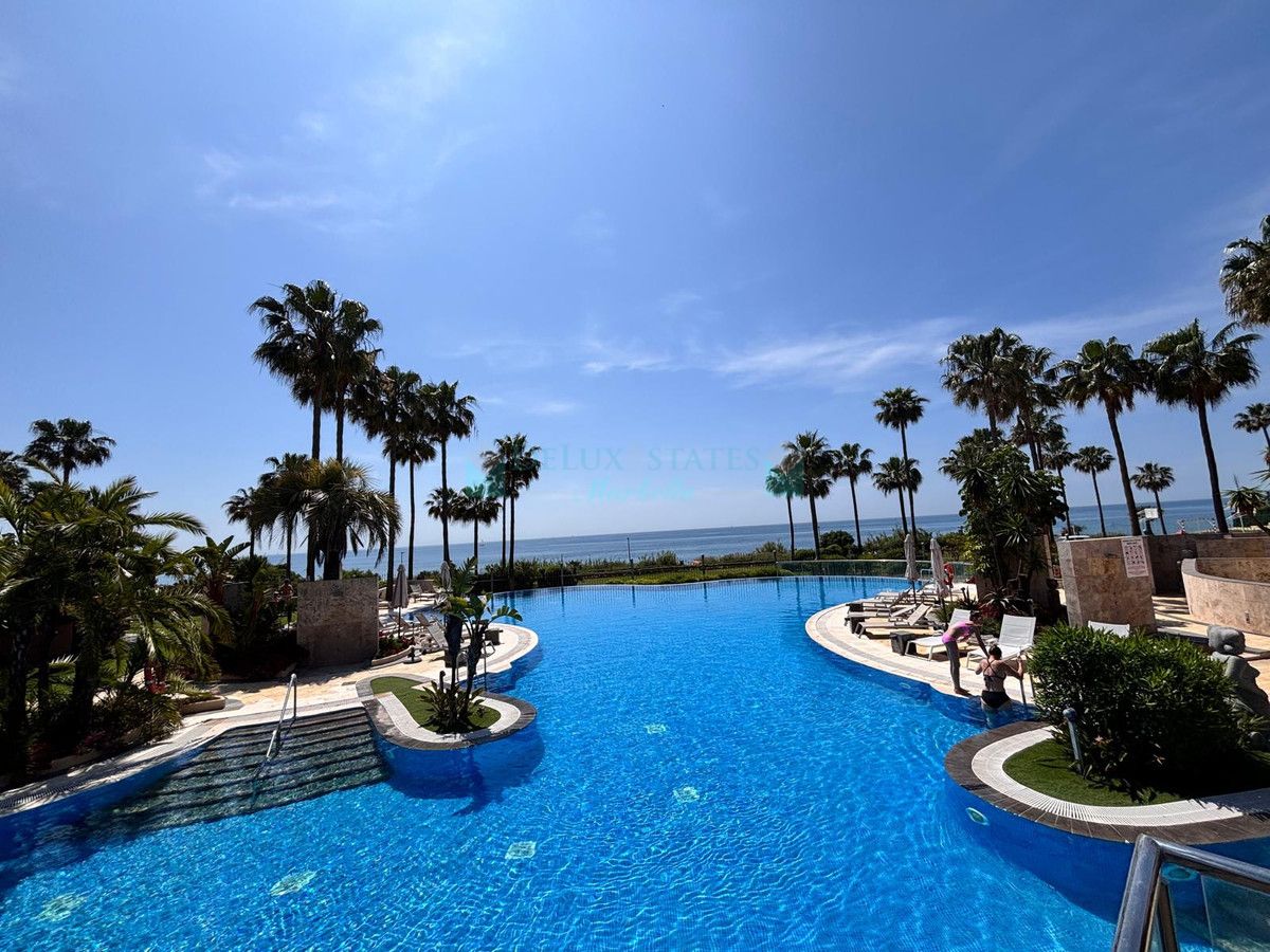 Ground Floor Apartment for sale in Estepona
