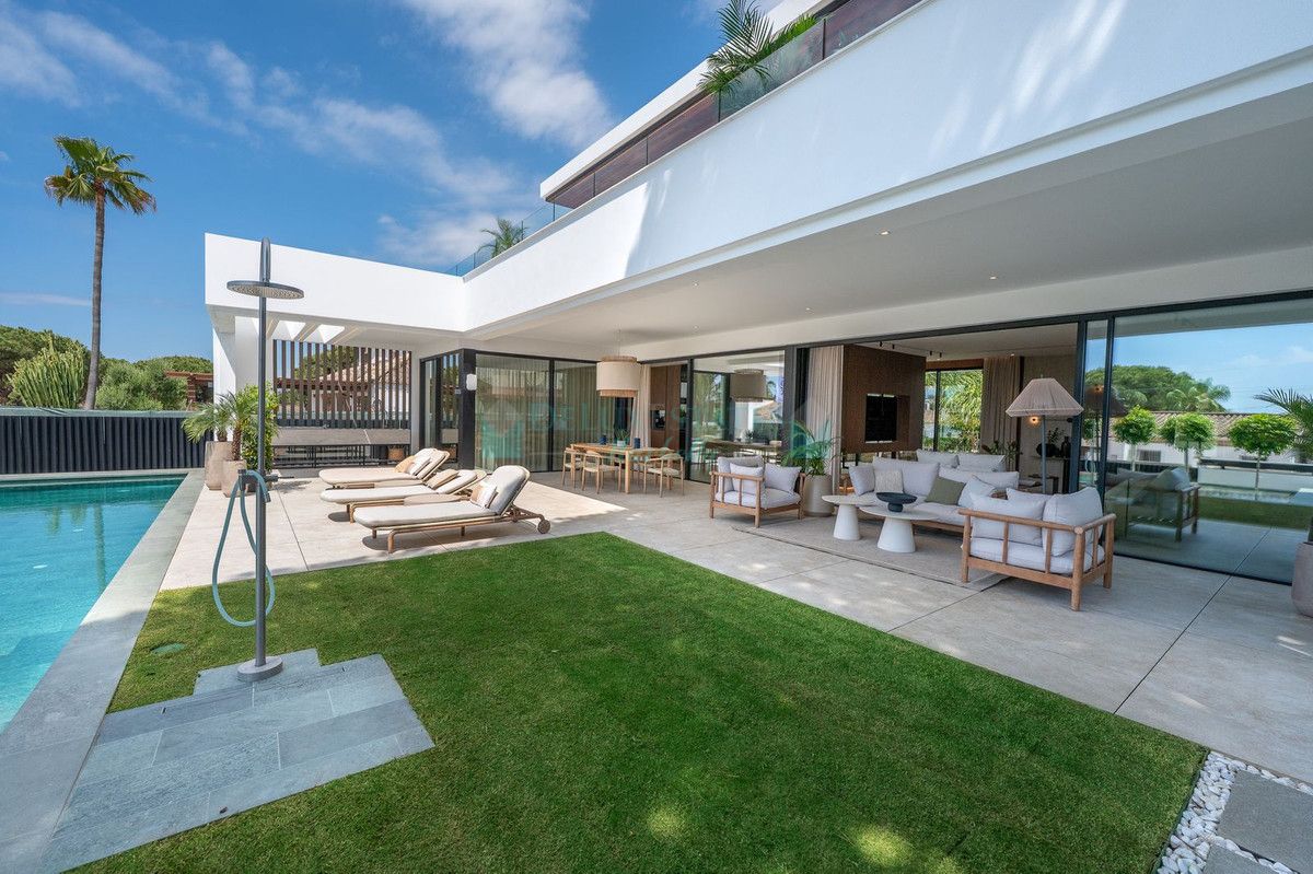 Villa en venta en Marbesa, Marbella Este