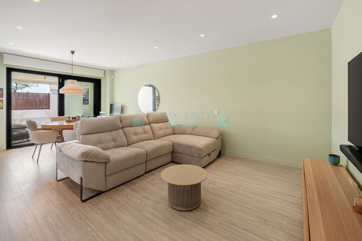 Ground Floor Apartment for sale in Estepona