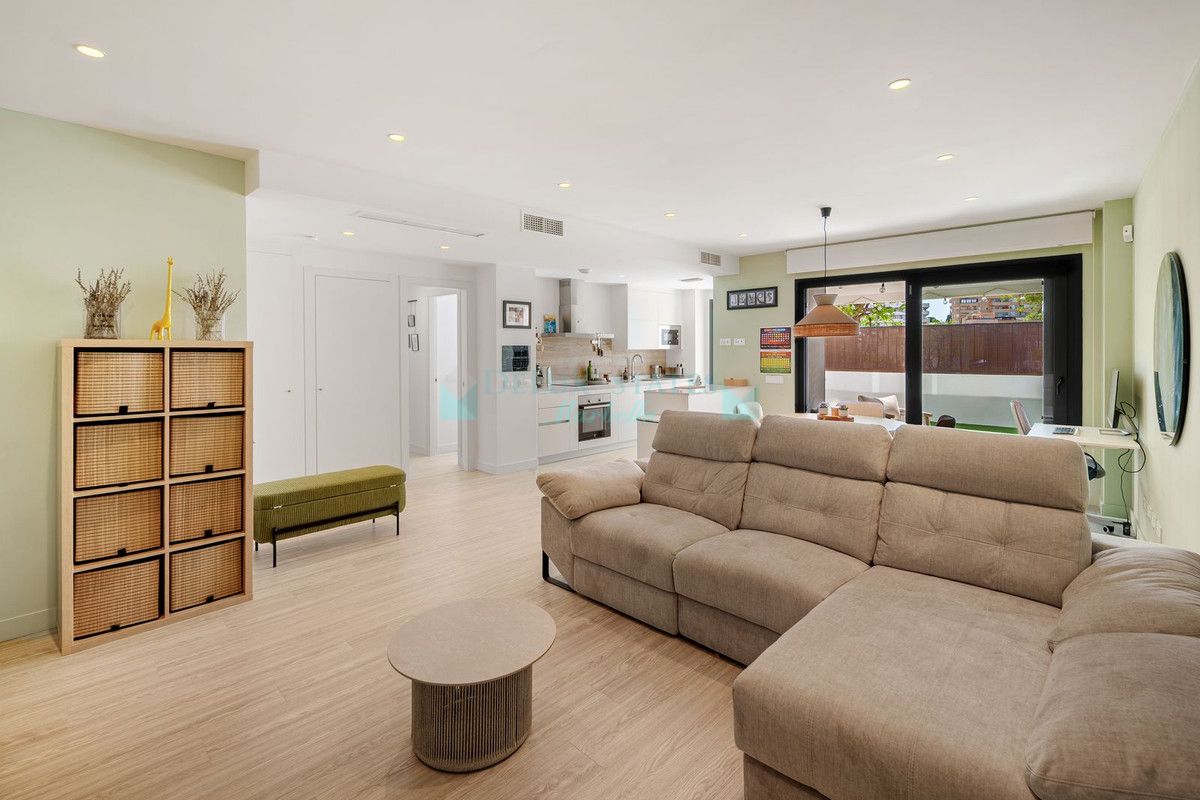 Ground Floor Apartment for sale in Estepona