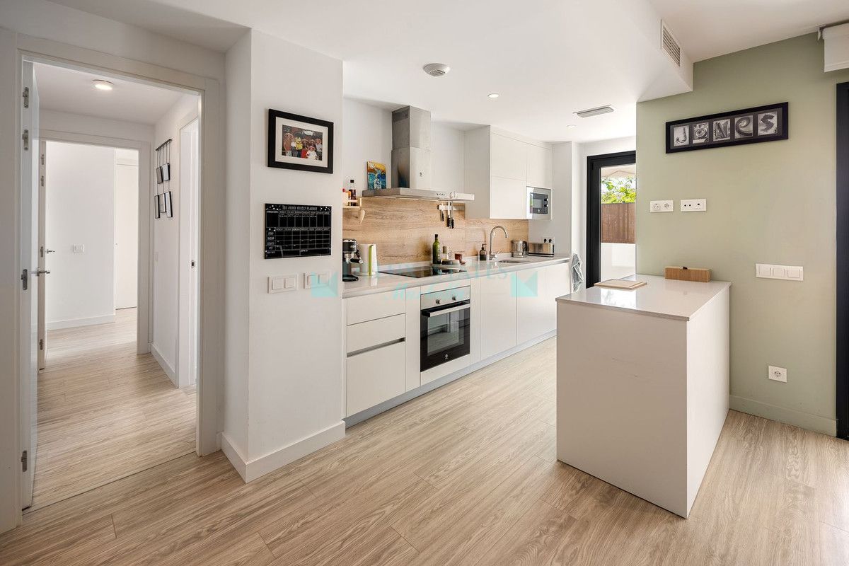 Ground Floor Apartment for sale in Estepona