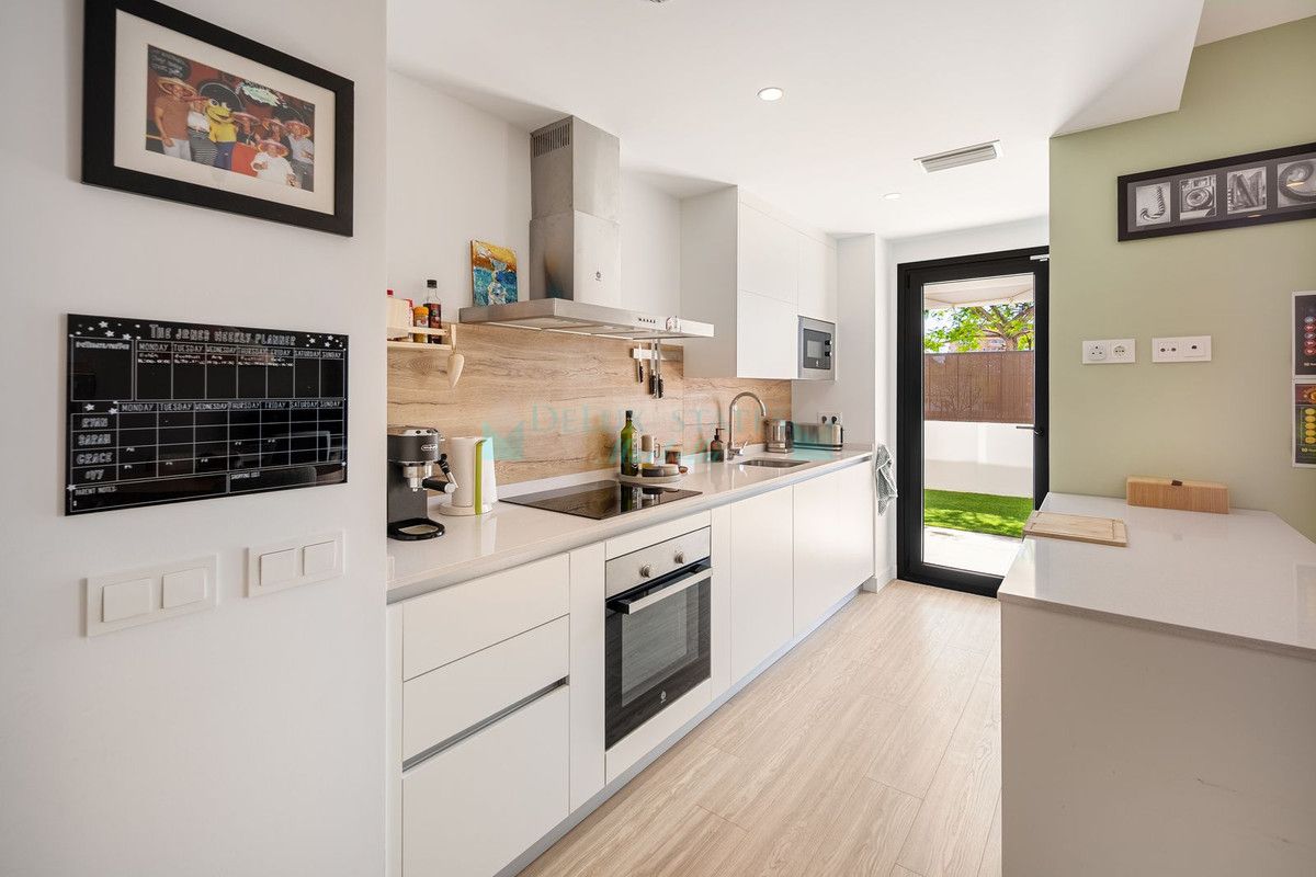 Ground Floor Apartment for sale in Estepona
