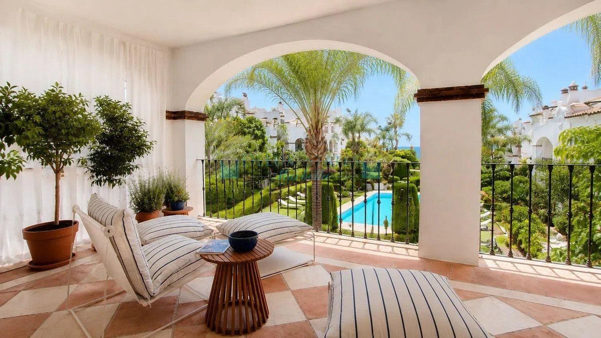 Ground Floor Apartment for sale in Nagüeles, Marbella Golden Mile