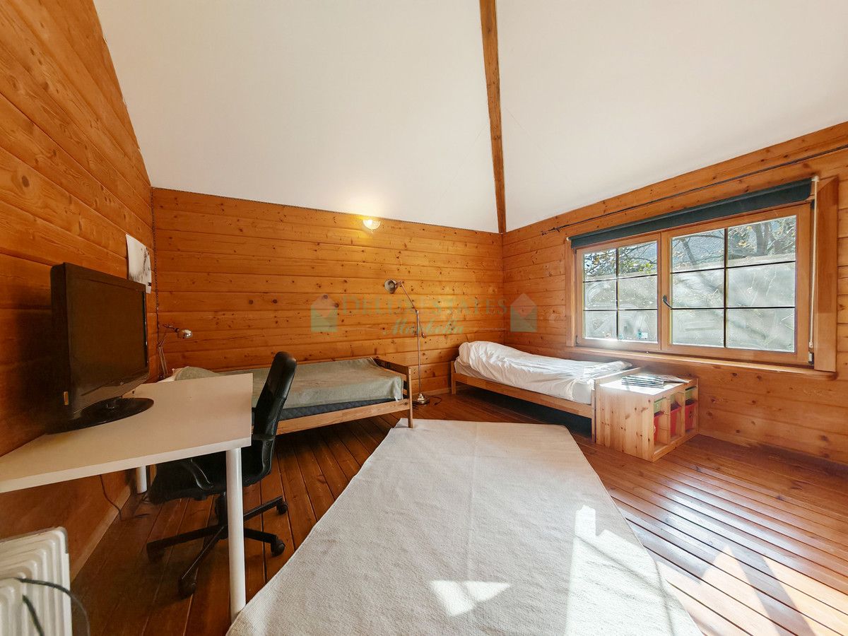 Finca for sale in Ojen