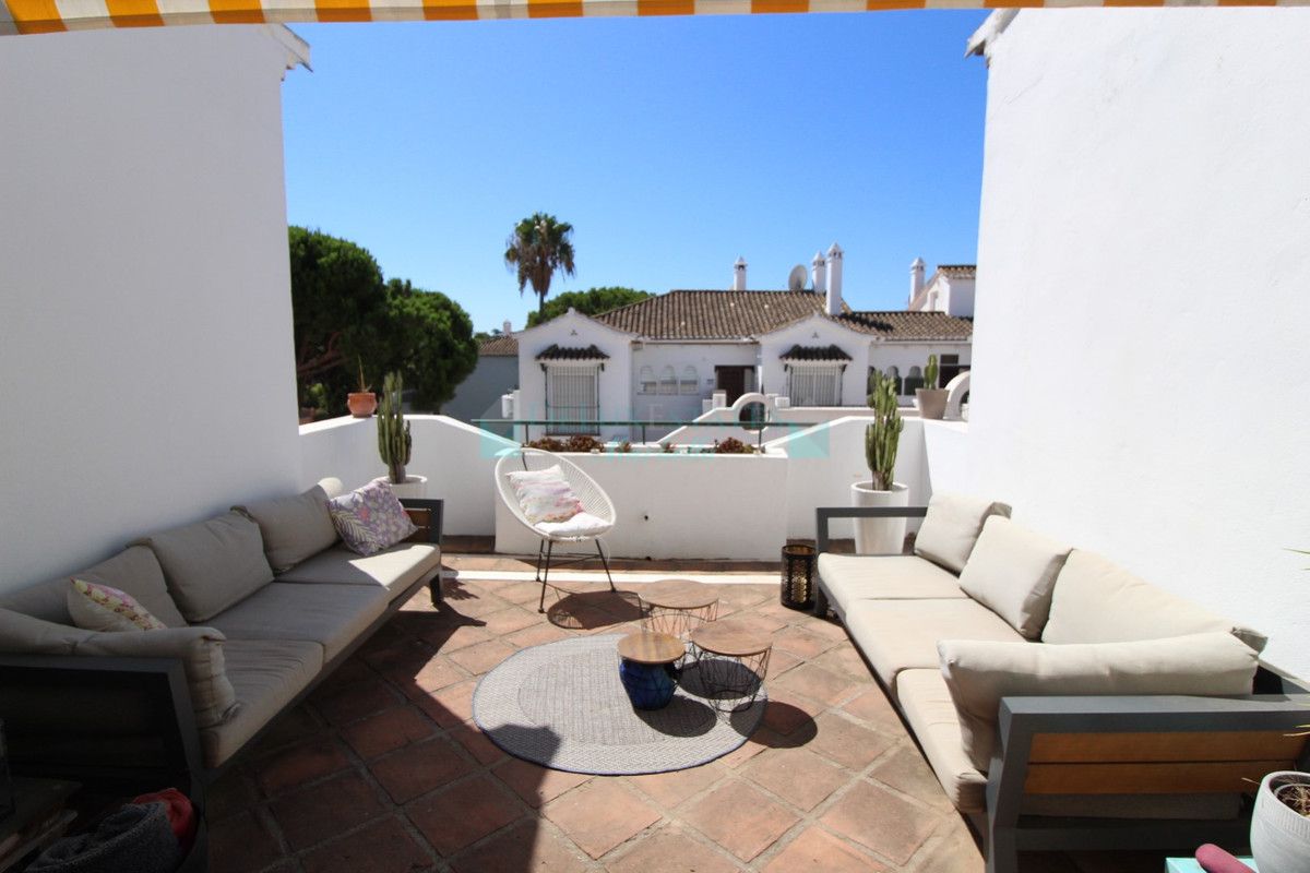 Penthouse for sale in El Presidente, Estepona