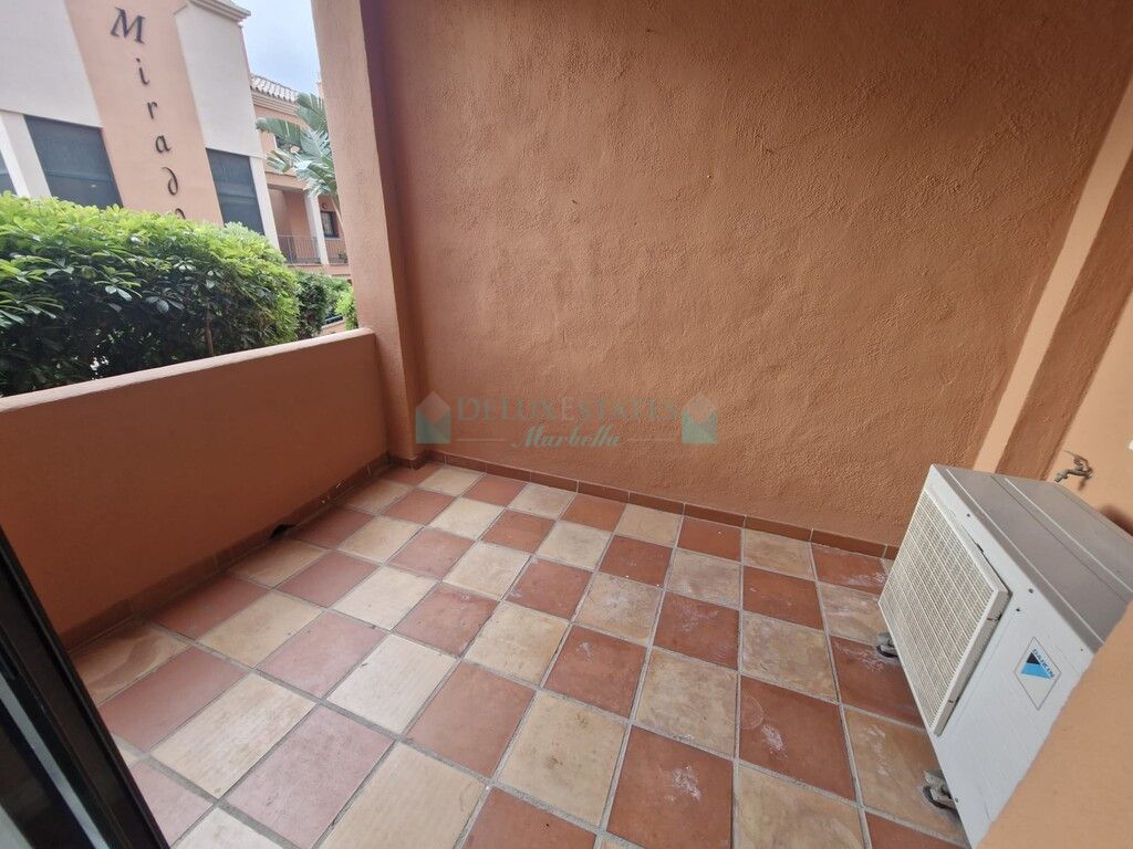 Apartment for sale in Elviria, Marbella East
