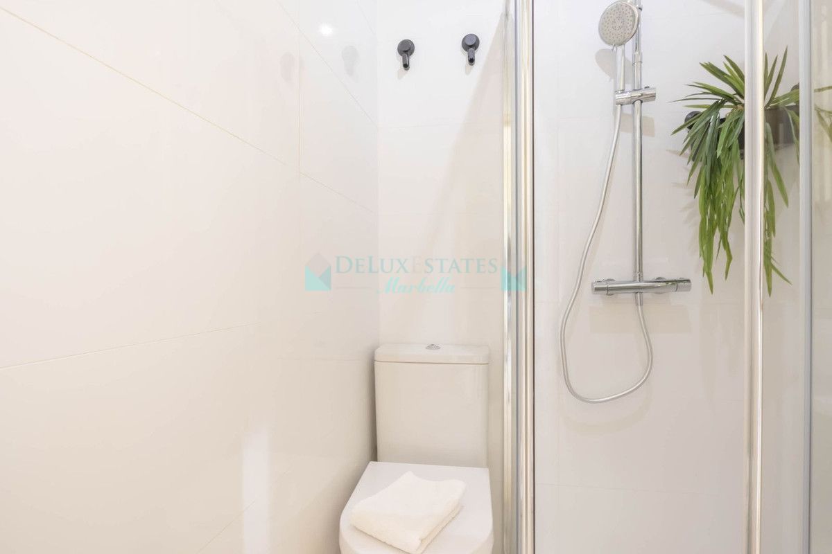 Apartment for sale in Marbesa, Marbella East