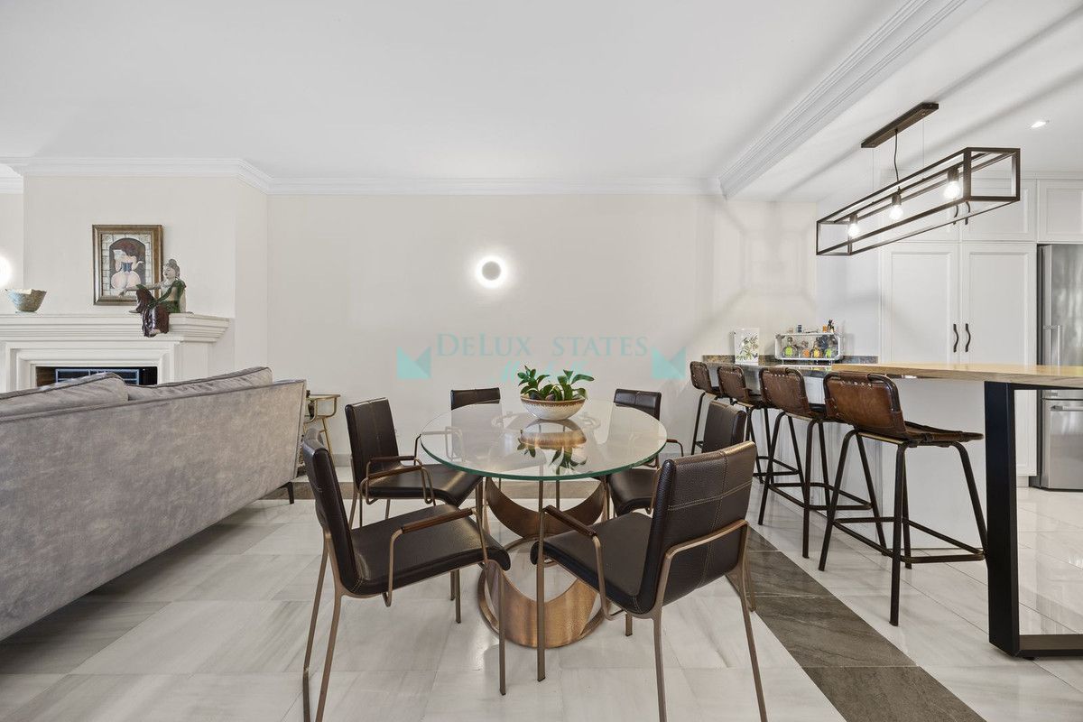 Ground Floor Apartment for sale in Monte Halcones, Benahavis